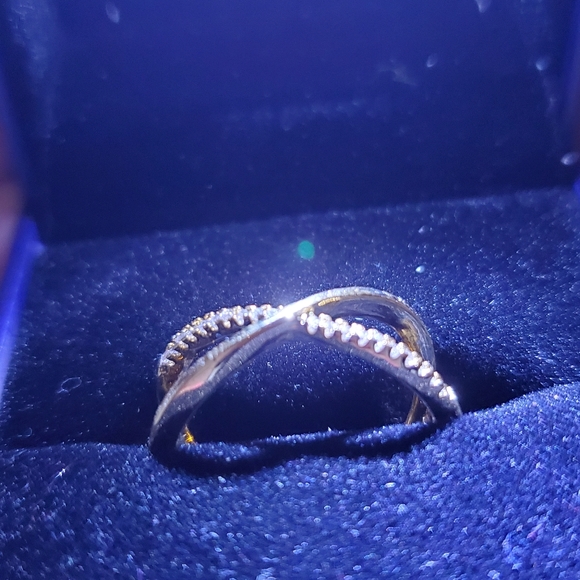 Blush and Bar - Nadia X Infinity Ring (Resizable - Picture 4 of 5